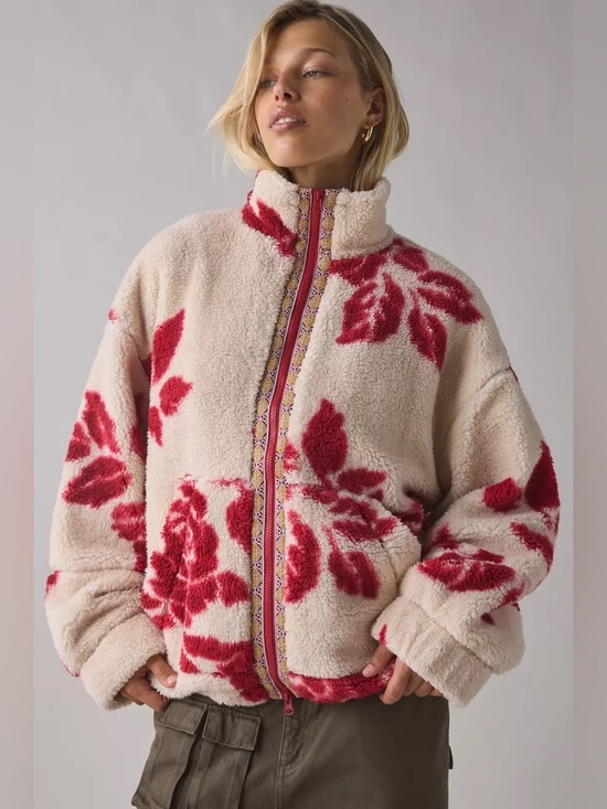 Urban Outfitters Jackets & Blazers - Urban Outfitters BDG Mae Printed Piled Fleece Zip-Up Jacket